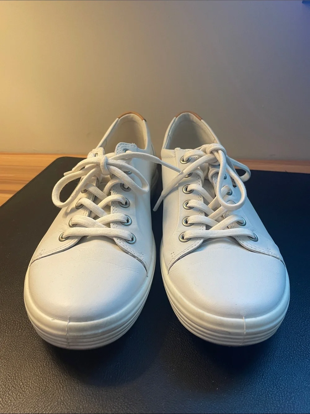 Ecco Soft 7 Shoes - Picture 2 of 9